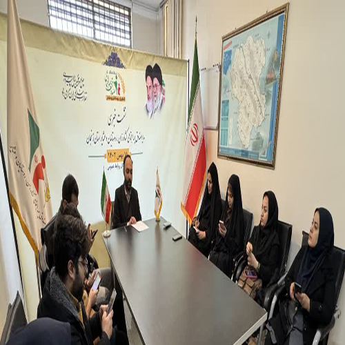 مدیر صندوق بیمه اجتماعی کشاورزی،  روستایی و عشایر استان زنجان:   به مناسبت دهه فجر، 80 میز خدمت فعال در روستاها راه اندازی شد 