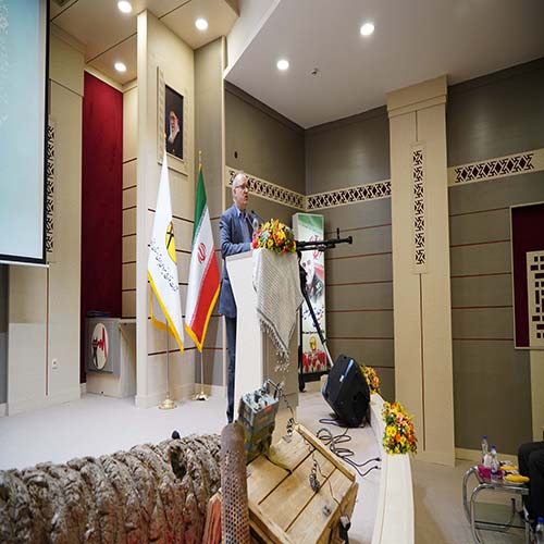  آیین پاسداشت خانواده‌های شهدا و ایثارگران صنعت آب و برق استان زنجان