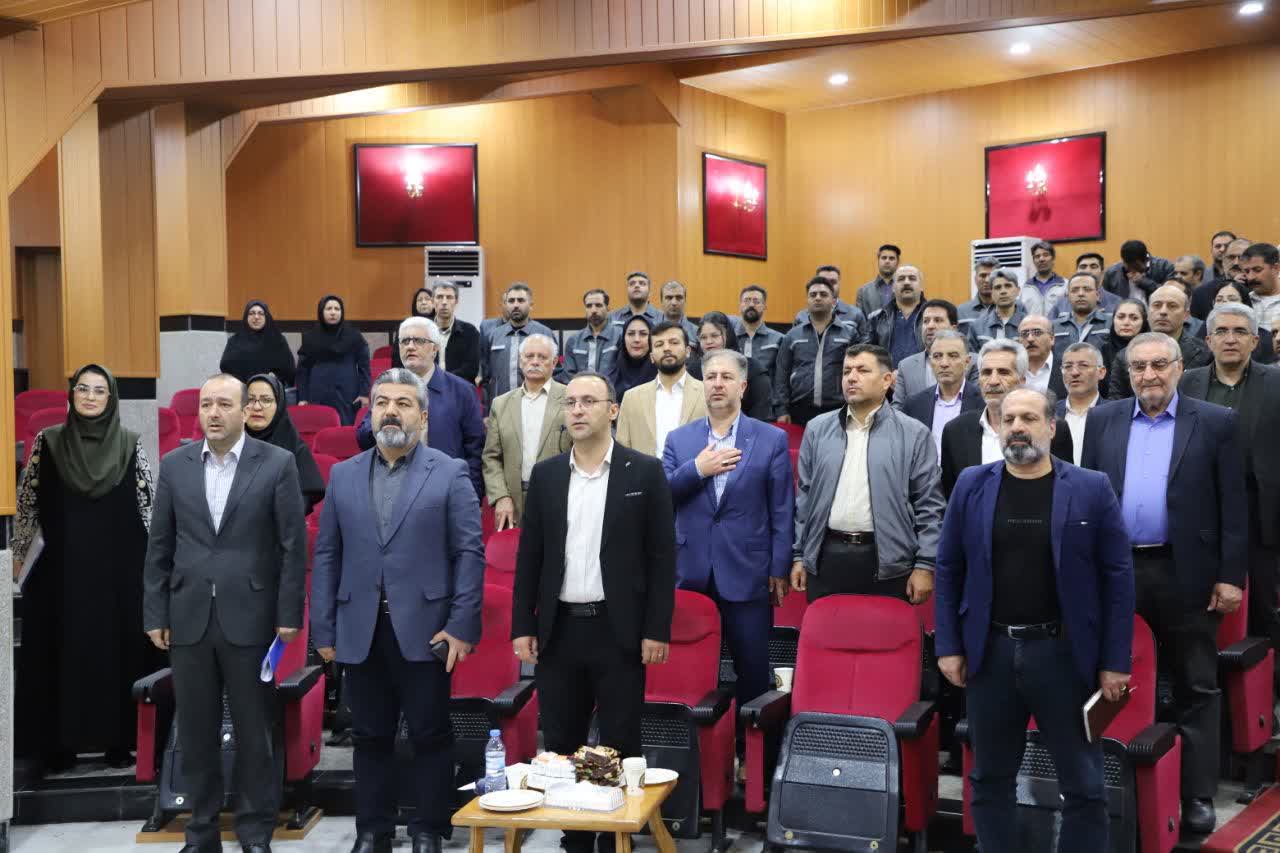 تاکید رئیس خانه  کارگر استان زنجان در همایش هفته  کار و کارگربر لزوم اجرای مسکن کارگری واصلاحات بیمه ای 