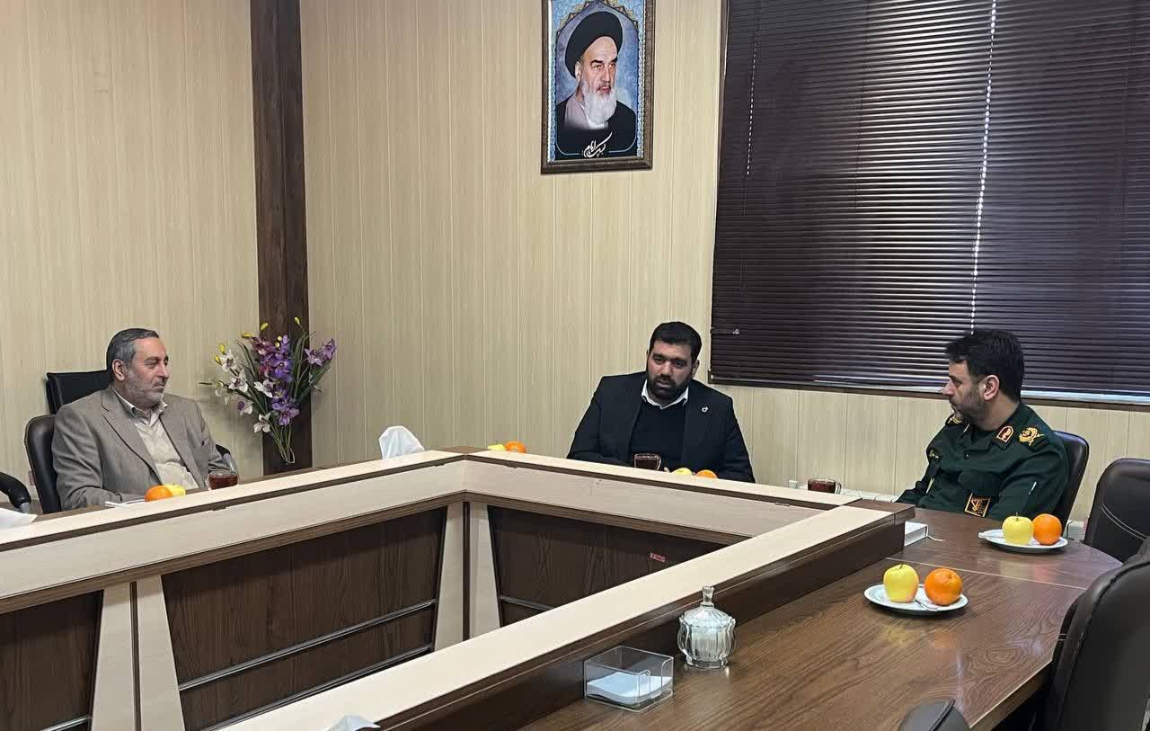 مدیرعامل گروه صنعتی ایران ترانسفو: امنیت کشور مدیون زحمات نیروهای مسلح است